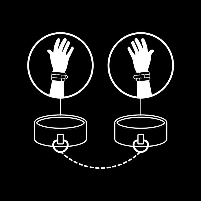 FETISCH UNDERGIVEN – VEGANLÄDERHANDBOJOR MED NEOPRENFODER